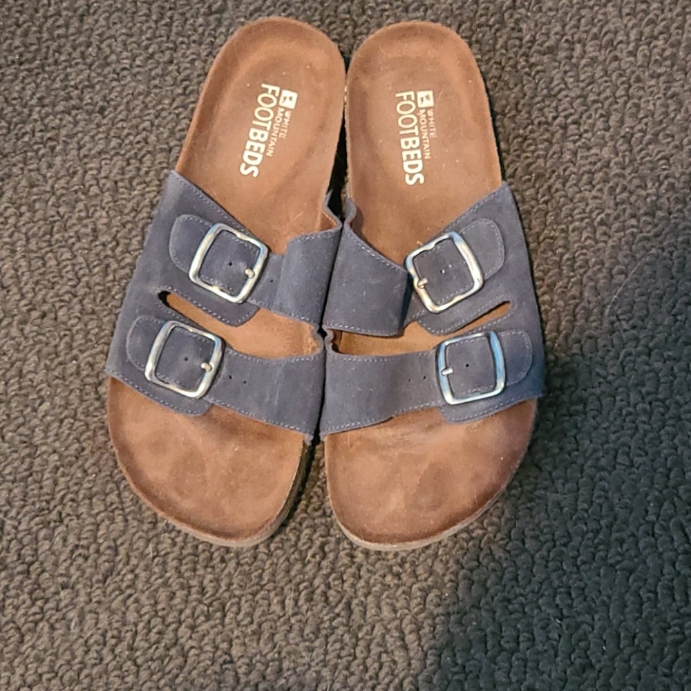 BRAND NEW White Mountain Footbed Sandals